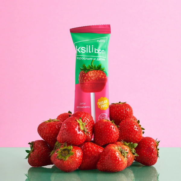 Леденец на палочке Ksilibon Lollipop Клубника, 1 шт